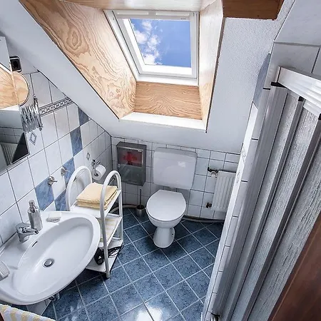 Apartment Haus WESTWIND, Wohnung 2 *
